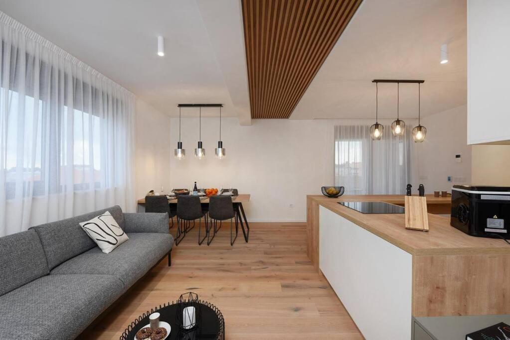 Fux Penthouse Whirlpool Meerblick Zadar Buitenkant foto
