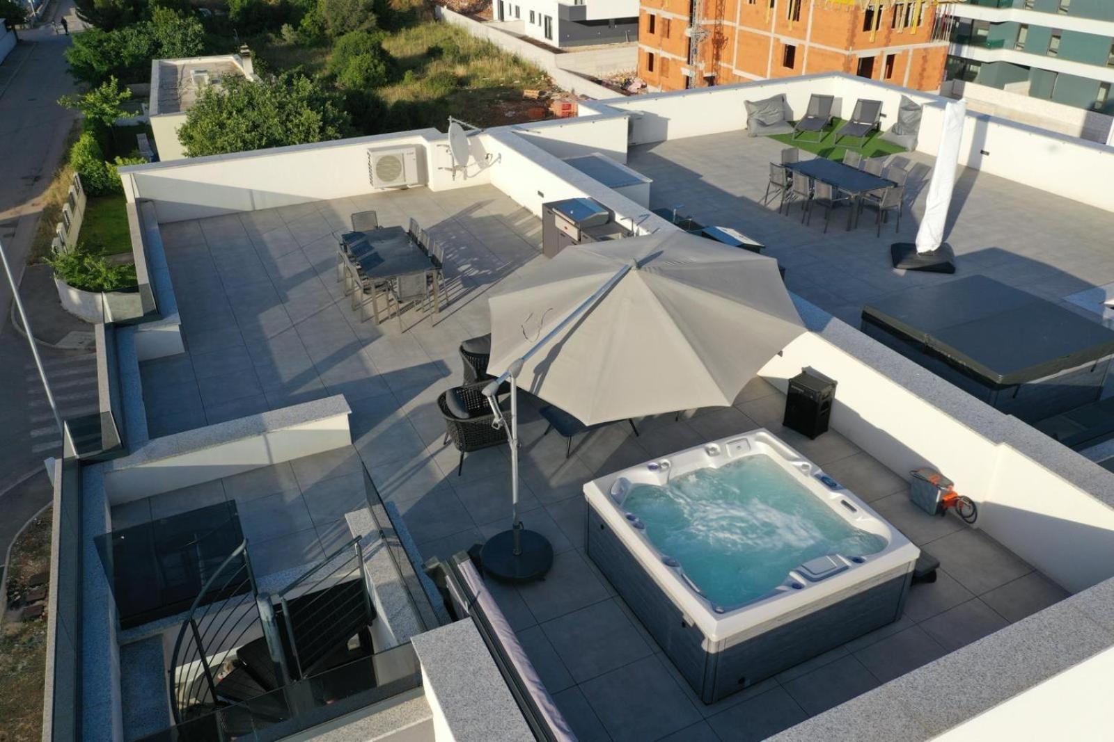 Fux Penthouse Whirlpool Meerblick Zadar Buitenkant foto